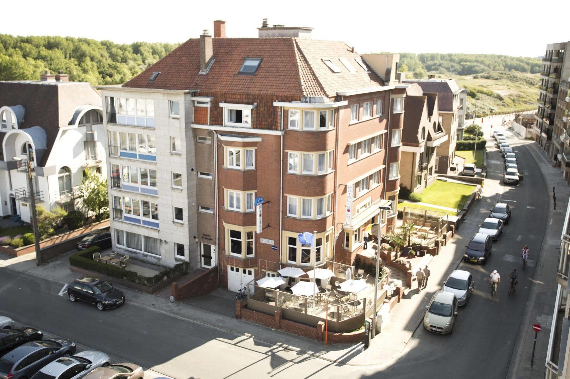 Hotel Du Soleil Кноке-Хайст Екстериор снимка